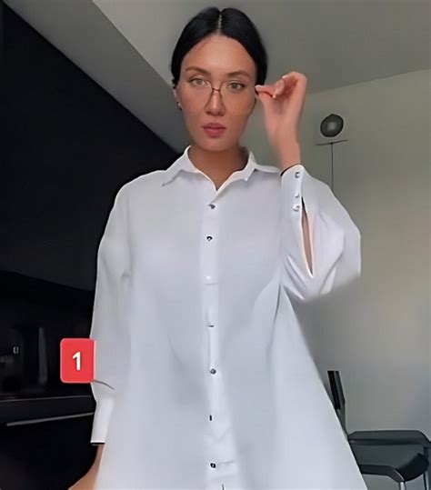 Asiameilee Aka Yoonaleecake Nude Nipples Slipping While .